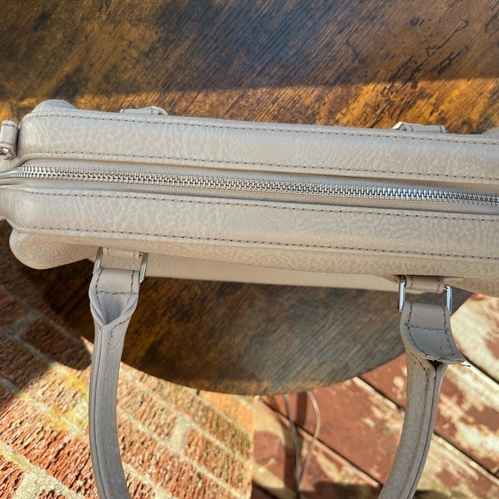 Matt & Nat Purse - Picture 6 of 6